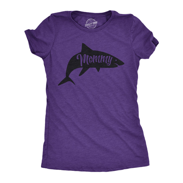 Womens Mommy Shark T shirt Cute Mom Gift Funny Mama Family Cute Mothers Day Tee