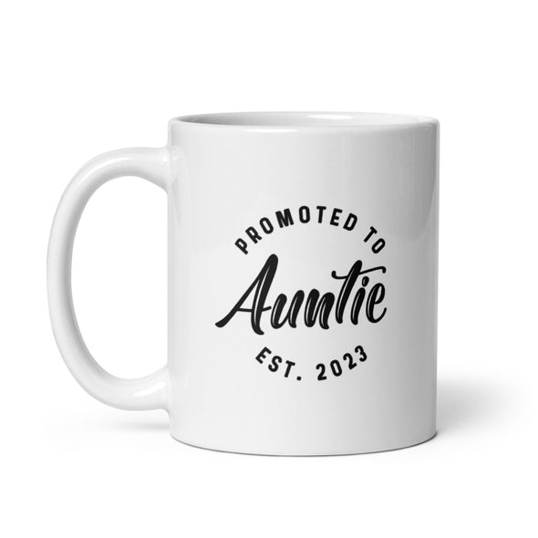Promoted To Auntie 2023 Mug Funny Family Baby Announcement Coffee Cup Mug-11oz