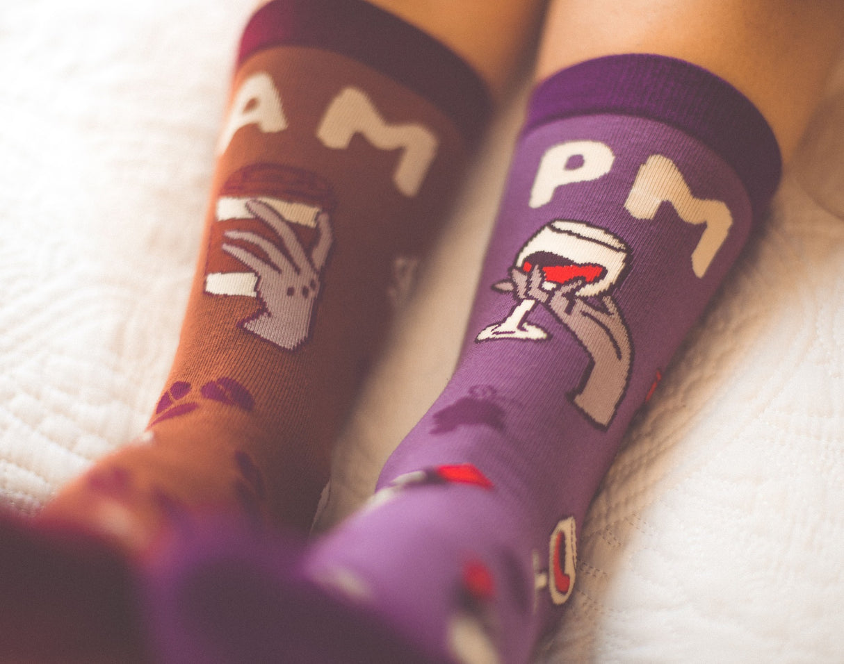 Women's AM Coffee PM Wine Socks Funny Vino Wine Lover Drinking Graphic Novelty Footwear