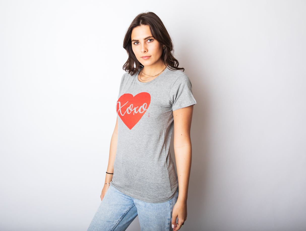 Womens Xoxo Script Heart Cute Valentines Day Graphic Tee for Ladies Funny Saying