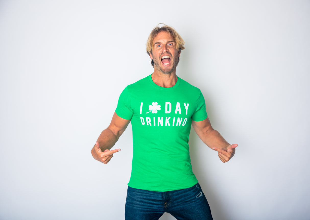 I Clover Day Drinking Men's Tshirt