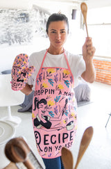 Droppin A New Recipe On Yo Ass Oven Mitt + Apron