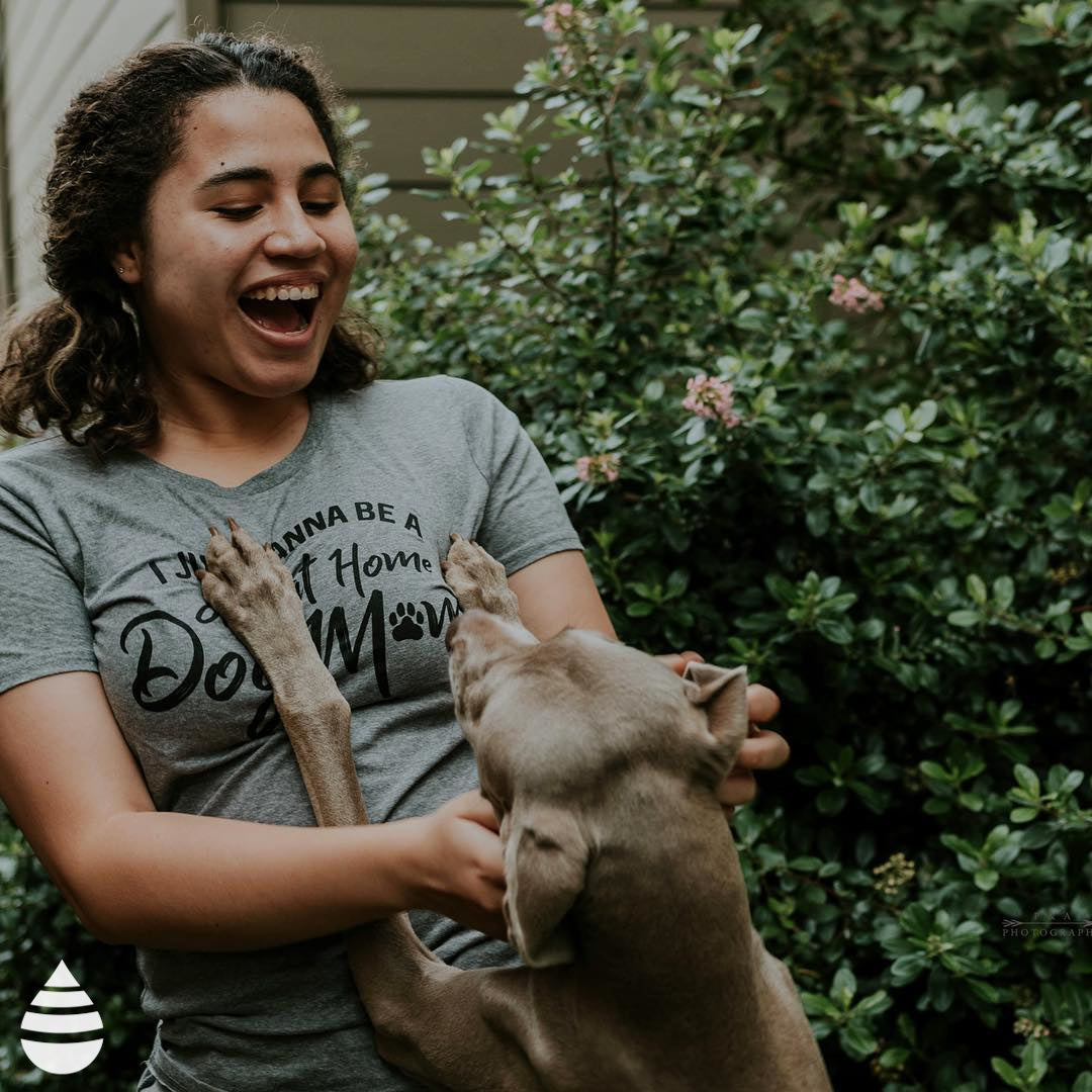 Womens Golden Mom Tshirt Cute Dog Lover Retriever Tee