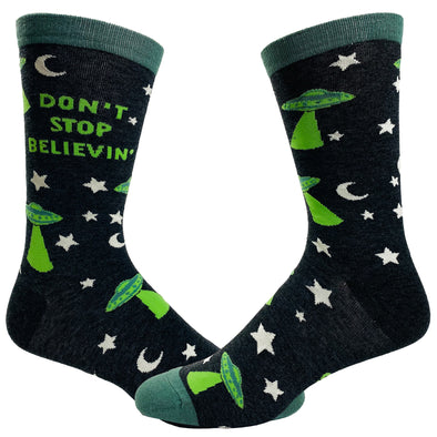 Men's Don't Stop Believin' Socks Funny UFO Space Alien Sci Fi Footwear